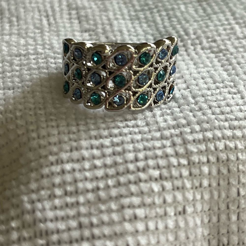 Elegant Silver and Blue Women's Ring